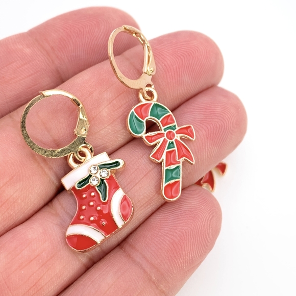 2 Pairs! Christmas Stockings and Candycane Earrings - Picture 4 of 4